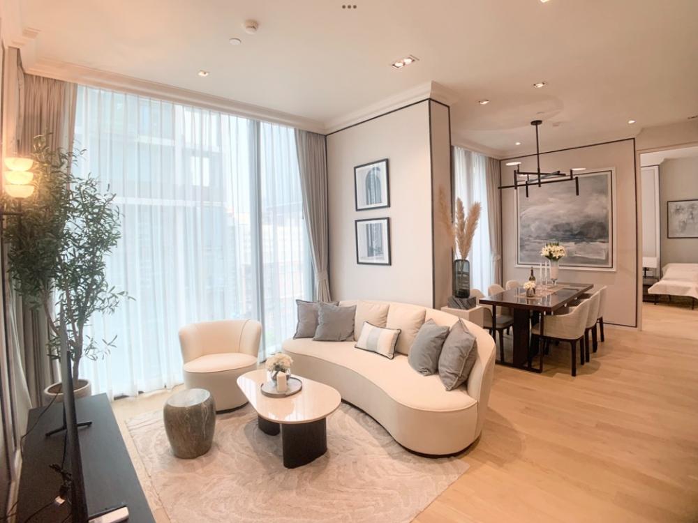 28 Chidlom, 2 bed condo in Wireless, Bangkok — photo 13