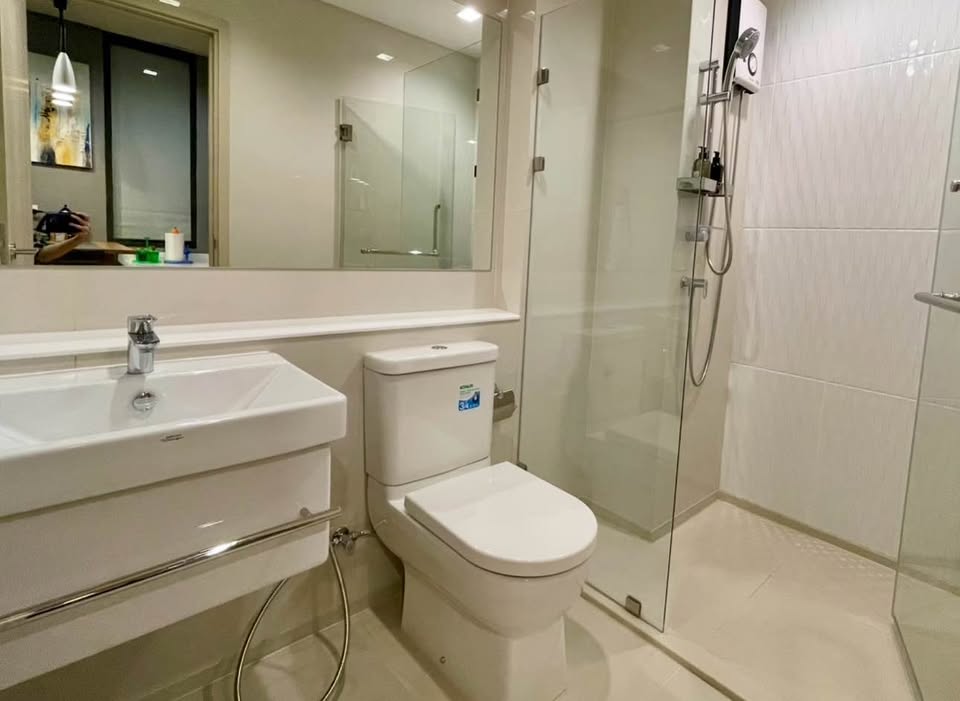 Life One Wireless, 2 bed condo in Wireless, Bangkok — photo 16
