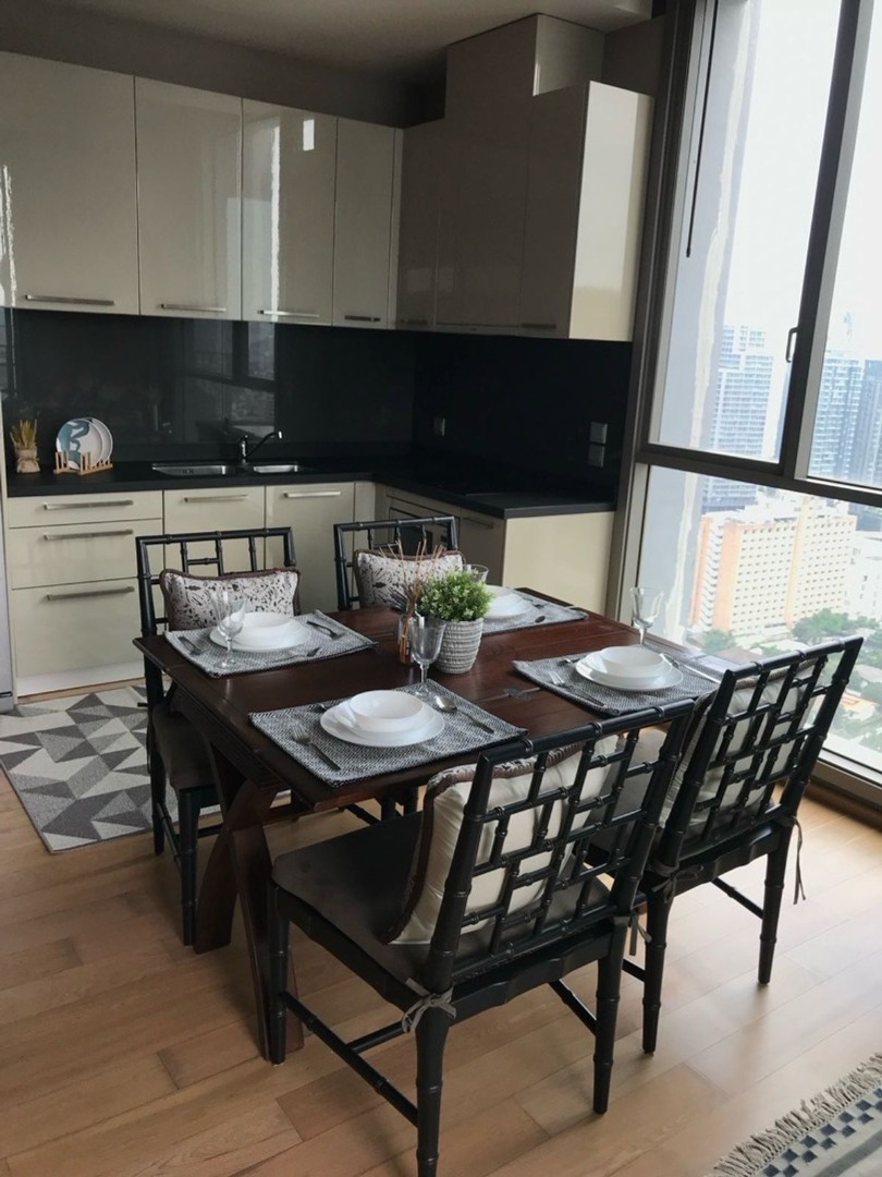 Quattro by Sansiri, 2 bed condo in Sukhumvit, Bangkok — photo 4