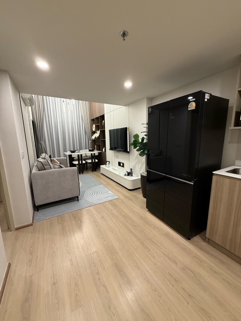 Life Rama 4 - Asoke, 2 bed condo in Khlong Toei, Bangkok — photo 11