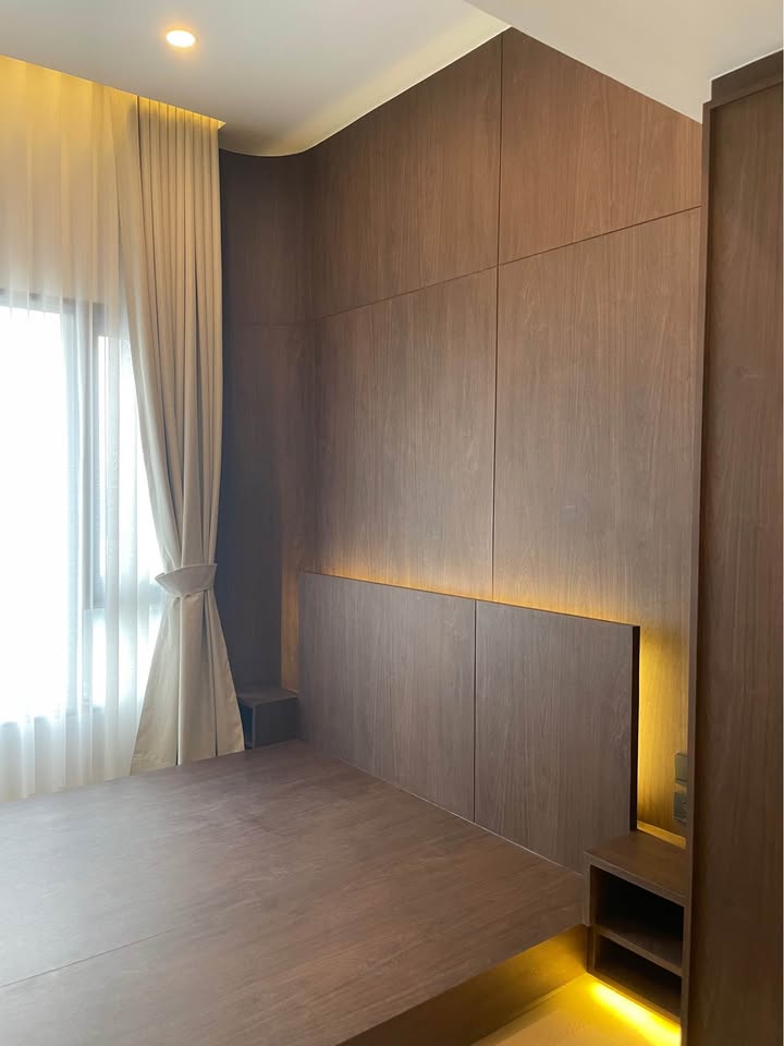 Life Rama 4 - Asoke, 3 bed condo in Khlong Toei, Bangkok — photo 11