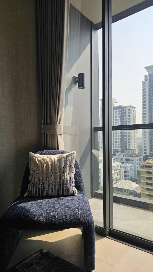 The Extro Phayathai - Rangnam, 2 bed condo in Ratchathewi, Bangkok — photo 4