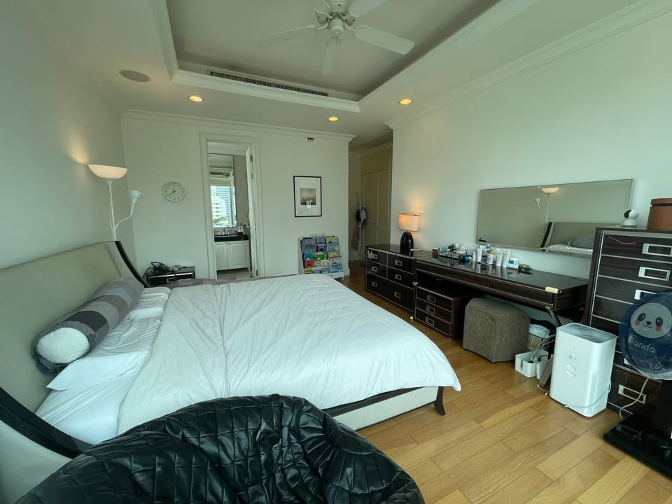 Royce Private Residences, 3 bed condo in Sukhumvit, Bangkok — photo 7