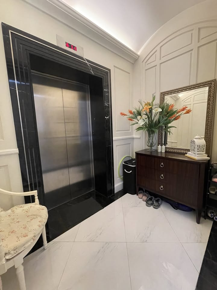 Royce Private Residences, 3 bed condo in Sukhumvit, Bangkok — photo 10
