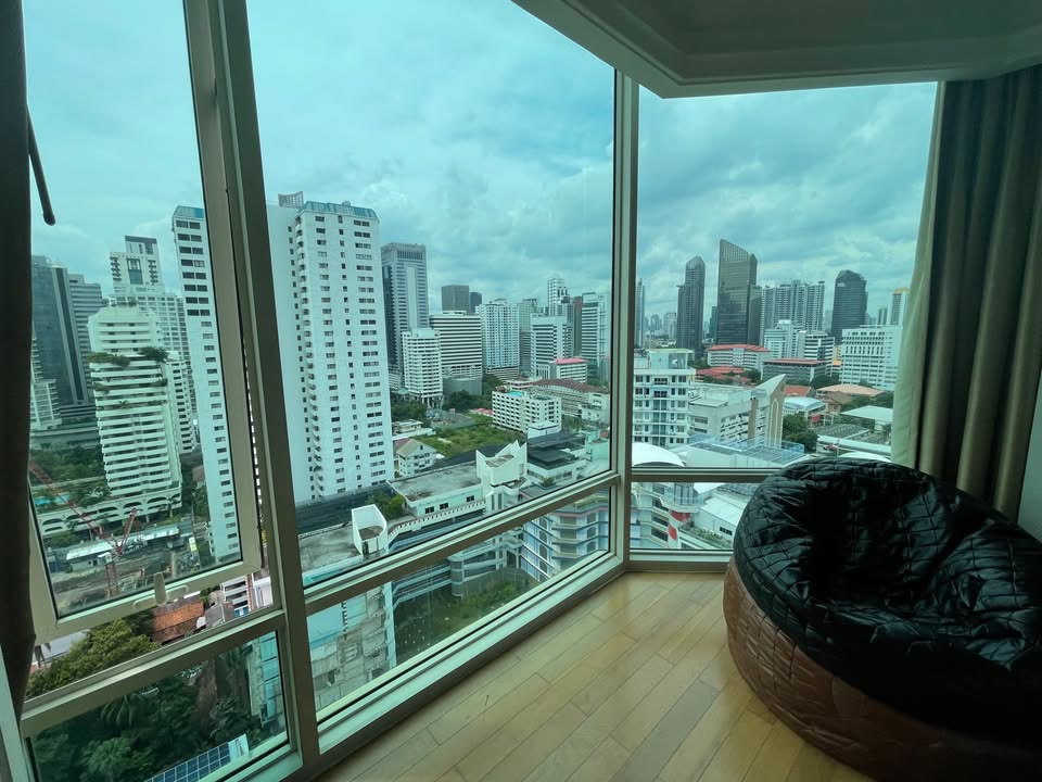 Royce Private Residences, 3 bed condo in Sukhumvit, Bangkok — photo 6