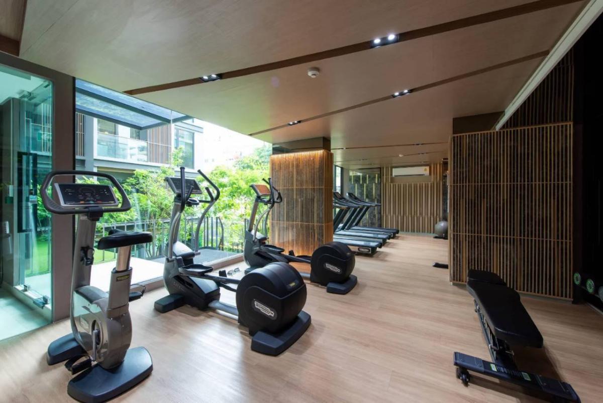 Lloyd Soonvijai - Thonglor, 2 bed condo in Rama 9, Bangkok — photo 15