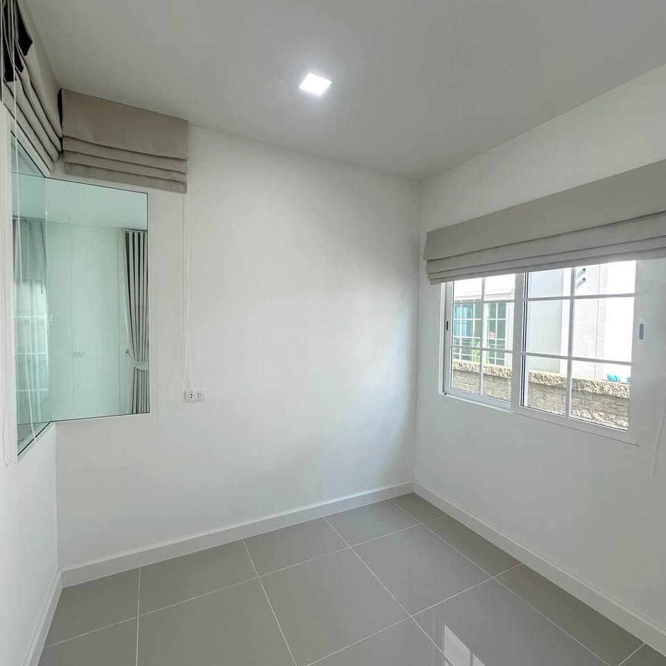Golden Neo Sukhumvit-LaSalle, 4 bed house in Thepharak, Bangkok — photo 4