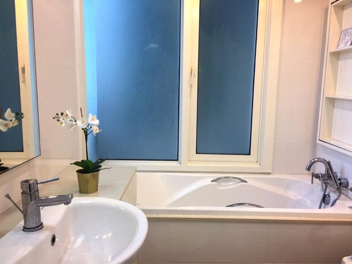 Siri Residence Sukhumvit 24, 1 bed condo in Sukhumvit, Bangkok — photo 13