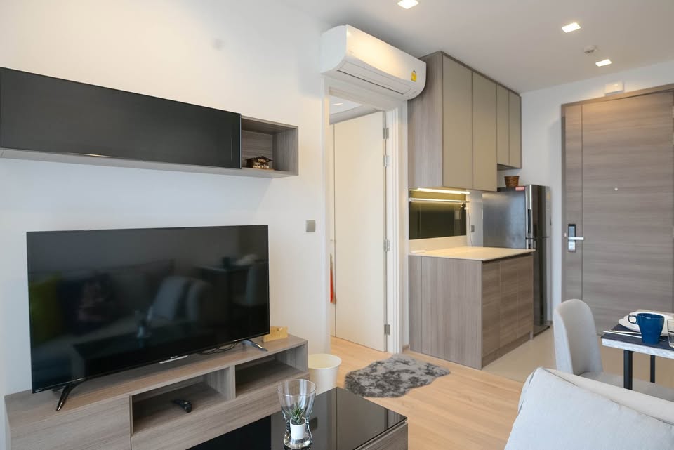 The Line Phahonyothin - Pradipat, 1 bed condo in Saphan Khwai, Bangkok — photo 2