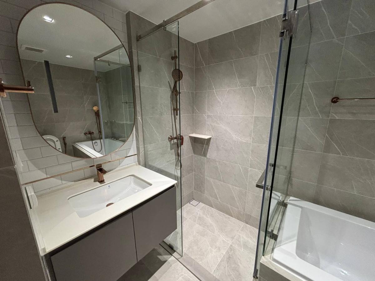Chapter Thonglor 25, 2 bed condo in Sukhumvit, Bangkok — photo 5