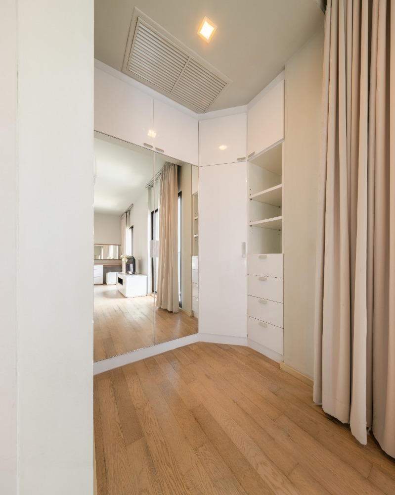 Noble Refine, 1 bed condo in Sukhumvit, Bangkok — photo 10