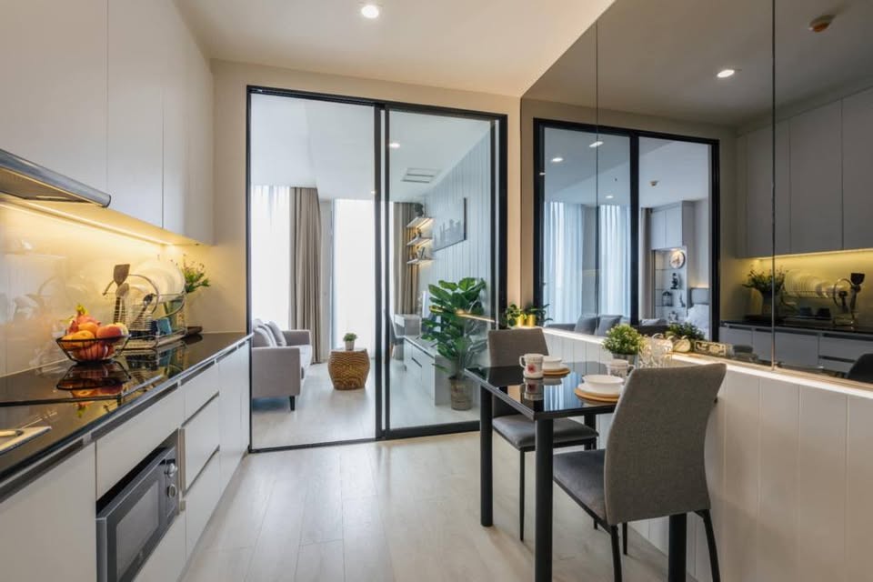 Noble Ploenchit, 1 bed condo in Wireless, Bangkok — photo 8