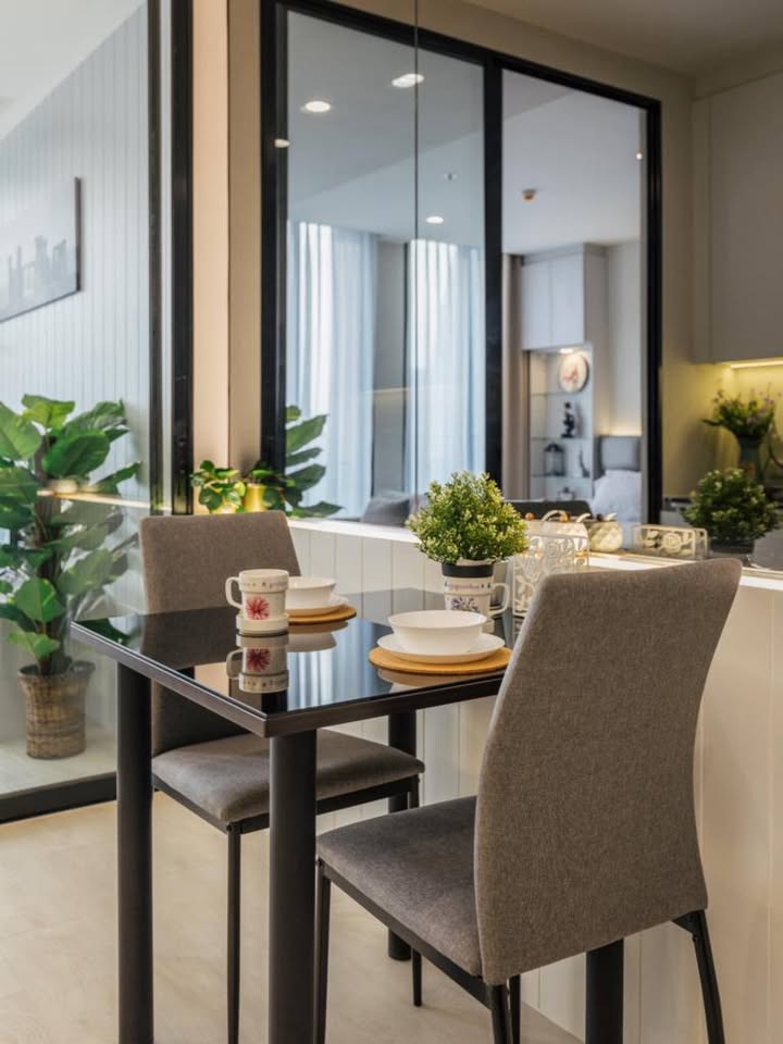 Noble Ploenchit, 1 bed condo in Wireless, Bangkok — photo 9