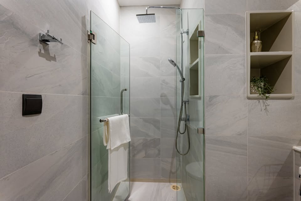 Rhythm Ekkamai Estate, 2 bed condo in Sukhumvit, Bangkok — photo 6
