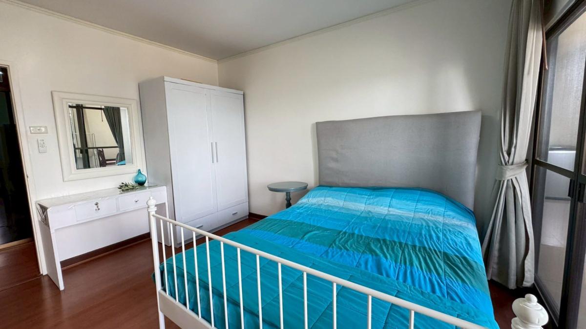 Srivara Mansion 1, 3 bed condo in Ratchadaphisek, Bangkok — photo 13