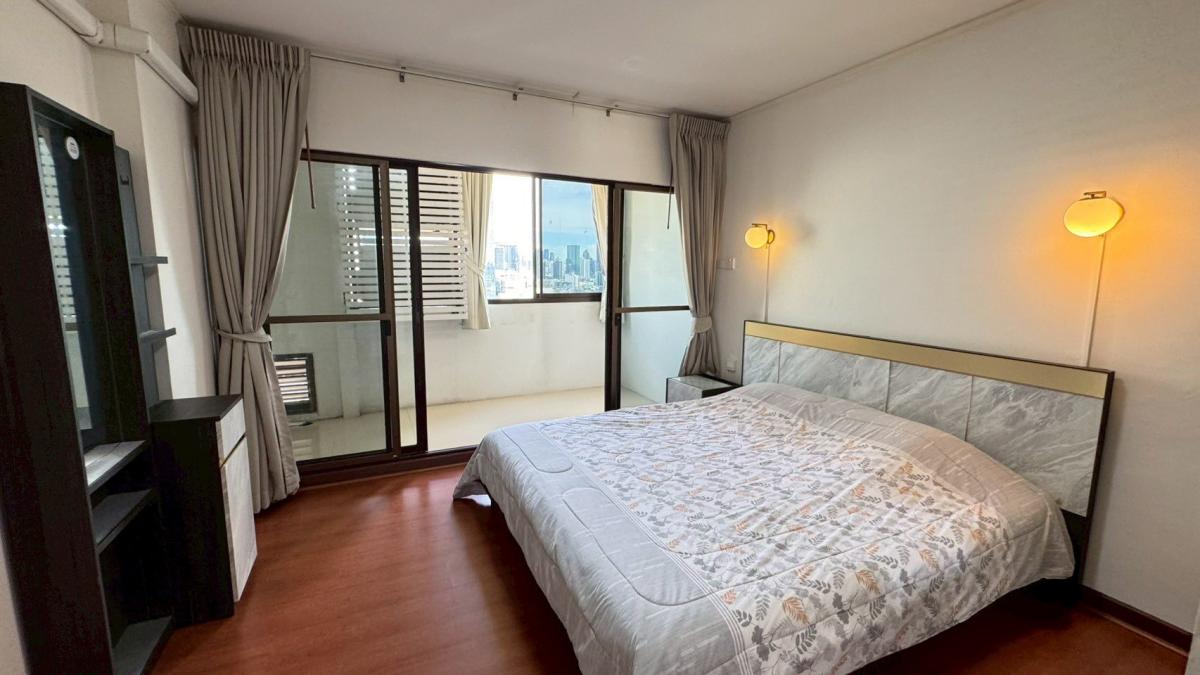Srivara Mansion 1, 3 bed condo in Ratchadaphisek, Bangkok — photo 8