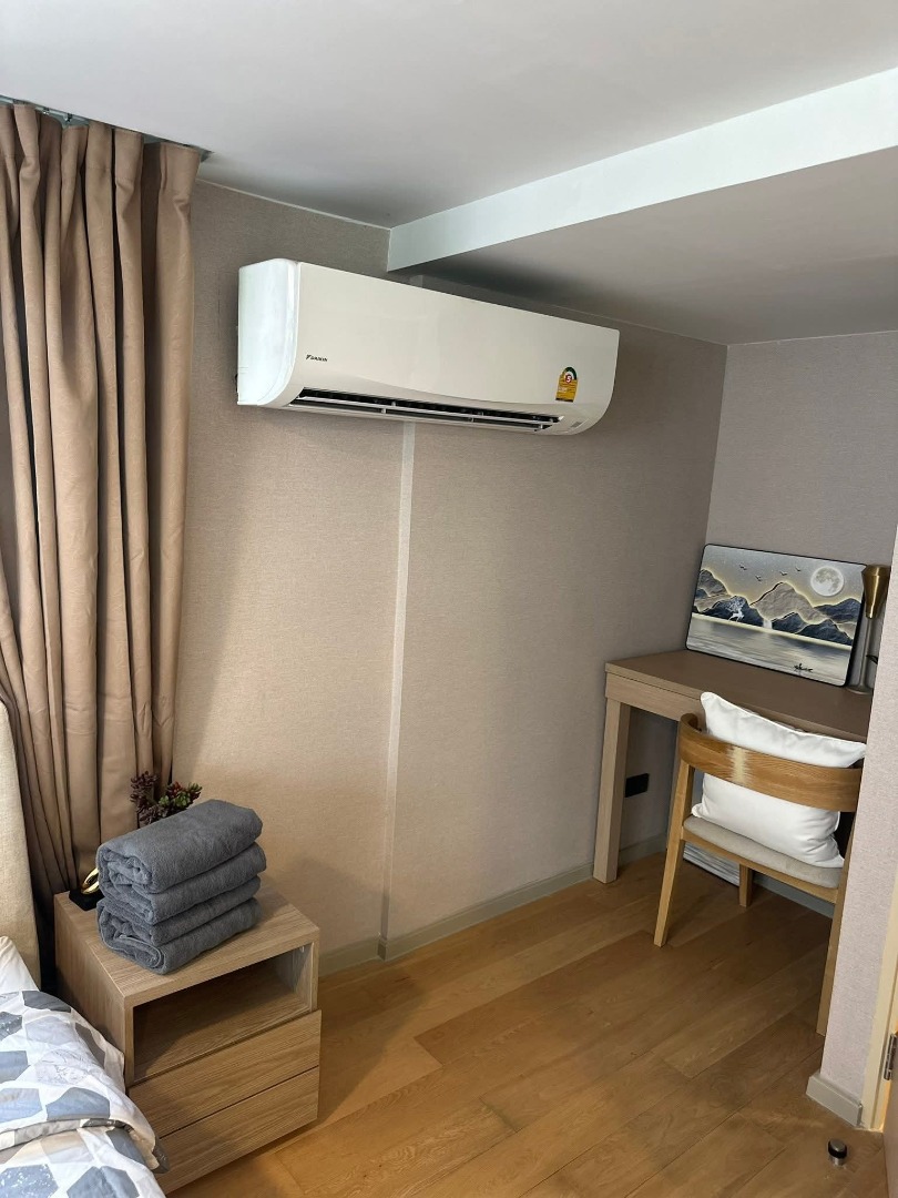 Walden Asoke, 2 bed condo in Sukhumvit, Bangkok — photo 16