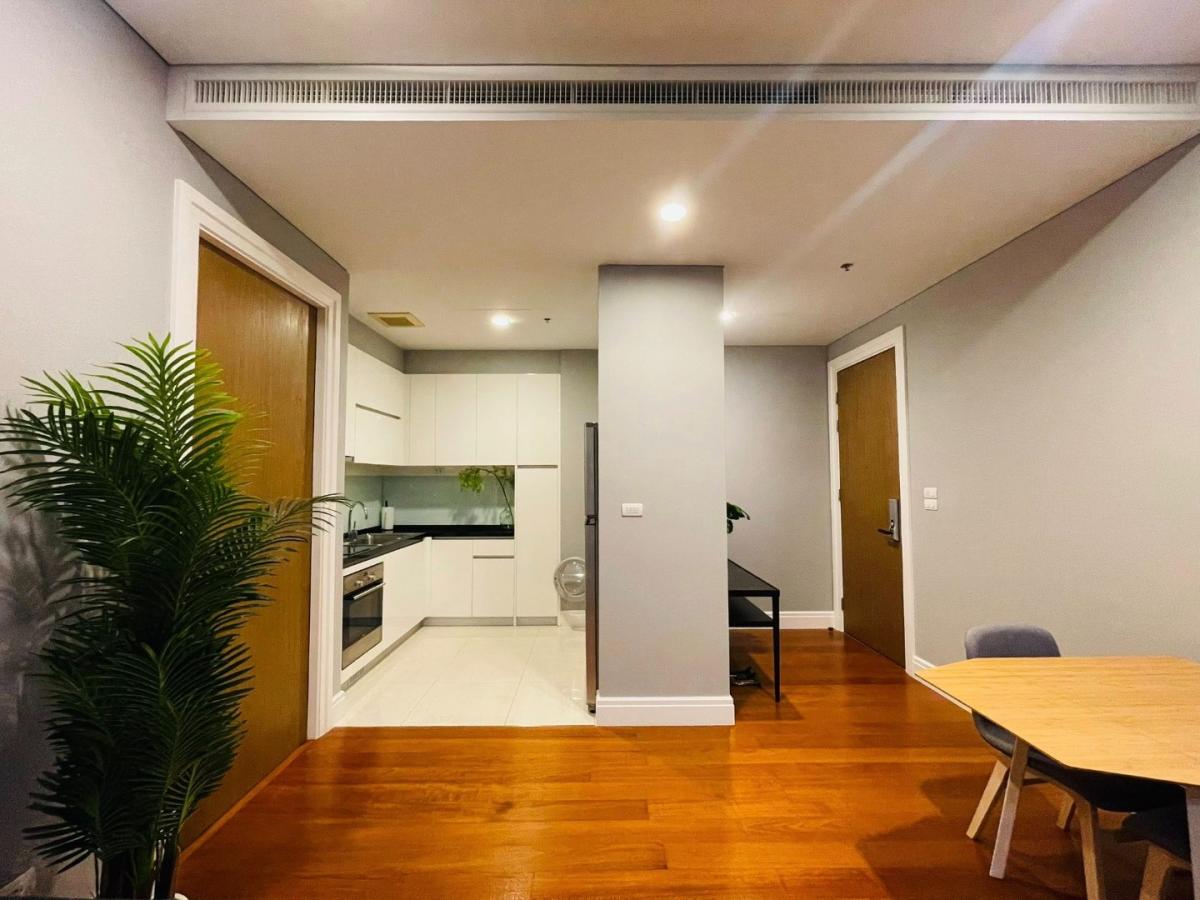 Bright Sukhumvit 24, 2 bed condo in Sukhumvit, Bangkok — photo 4
