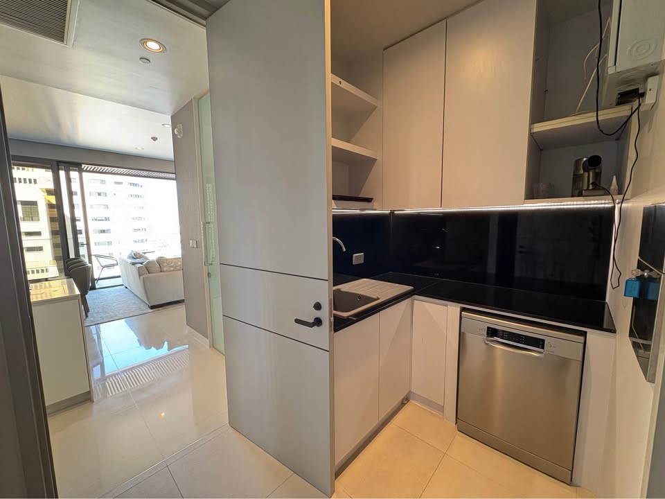 Vittorio Sukhumvit 39, 2 bed condo in Sukhumvit, Bangkok — photo 10