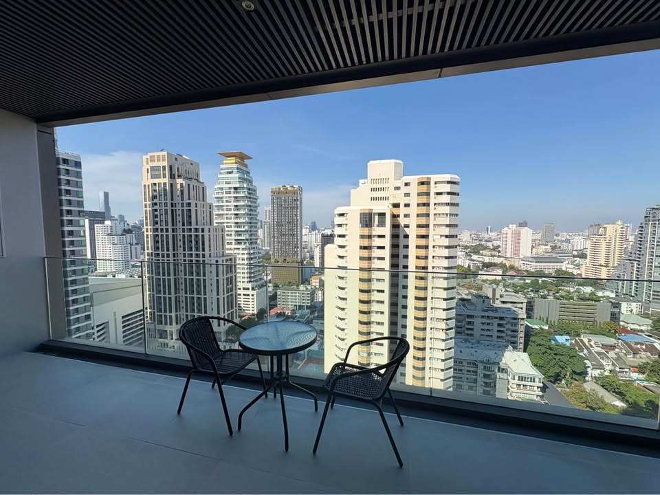 Vittorio Sukhumvit 39, 2 bed condo in Sukhumvit, Bangkok — photo 5