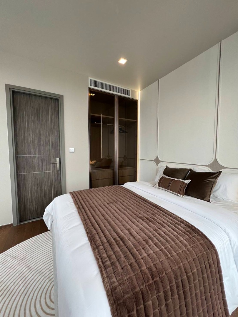 IDEO Q Victory, 2 bed condo in Ari, Bangkok — photo 10