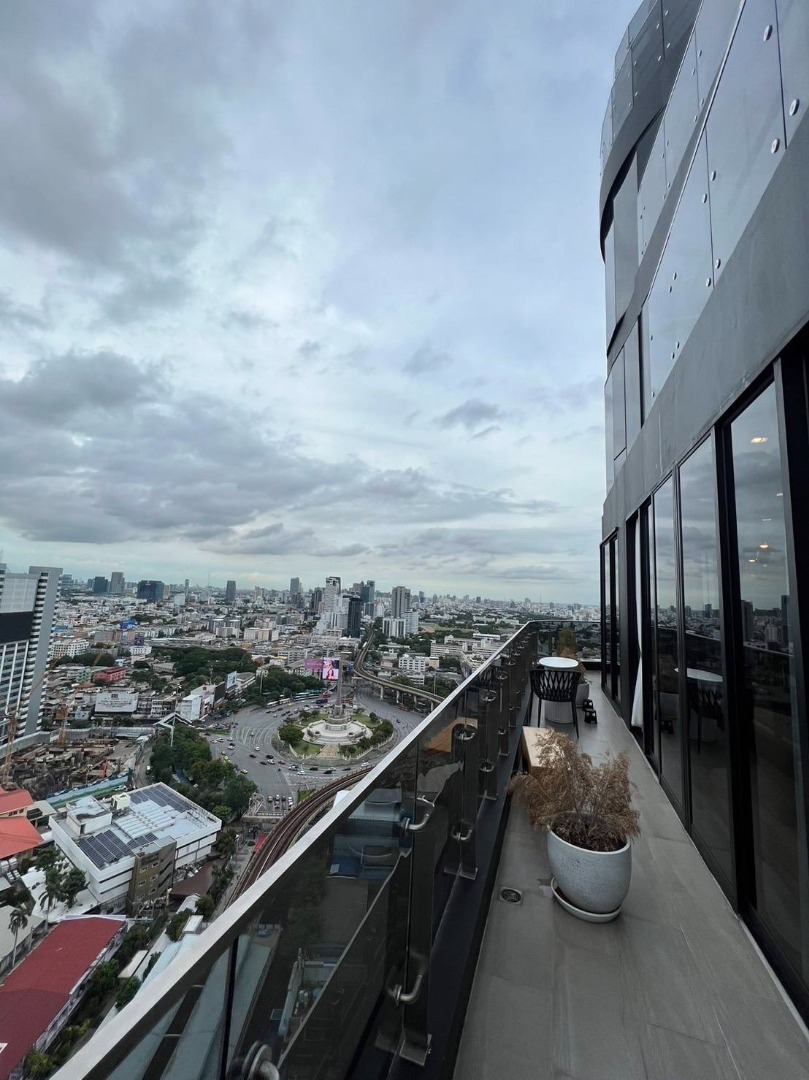 IDEO Q Victory, 2 bed condo in Ari, Bangkok — photo 6