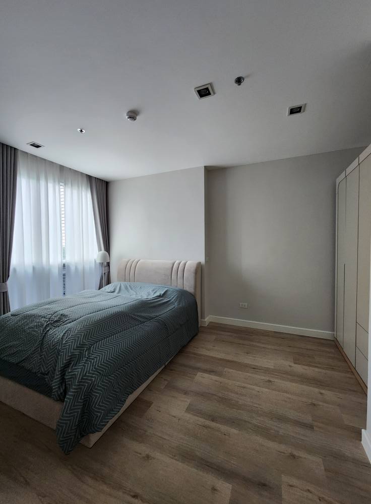 The Room Sathorn - Taksin, 2 bed condo in Kanchanaphisek, Bangkok — photo 9