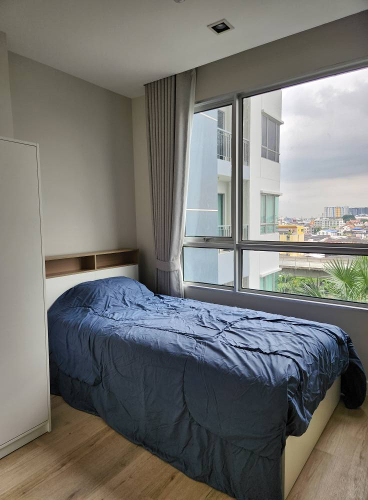 The Room Sathorn - Taksin, 2 bed condo in Kanchanaphisek, Bangkok — photo 18