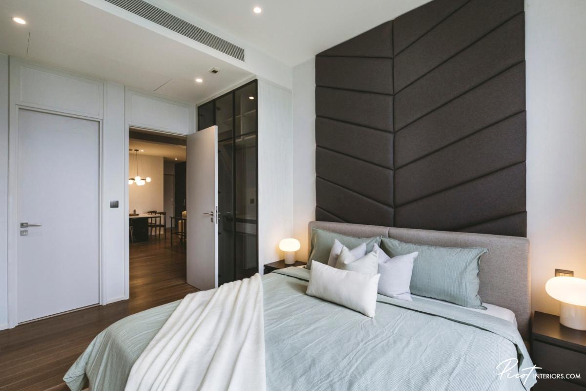 Muniq Langsuan, 2 bed condo in Wireless, Bangkok — photo 15