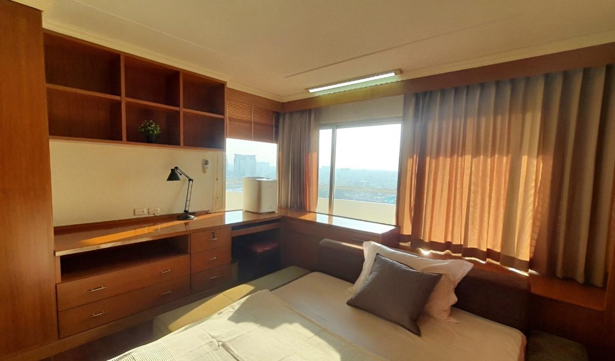Bangkok River Marina, 3 bed condo in Taling Chan, Bangkok — photo 11