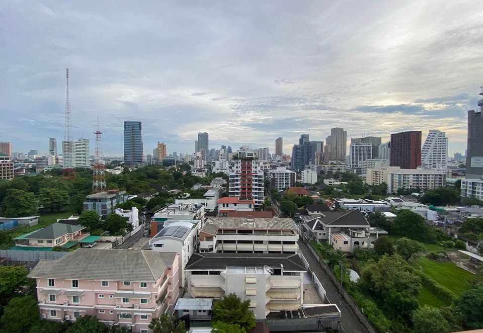 Adamaz Phahonyothin — photo 15