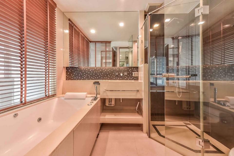 The Address Sathorn, 2 bed condo in Sathon, Bangkok — photo 6