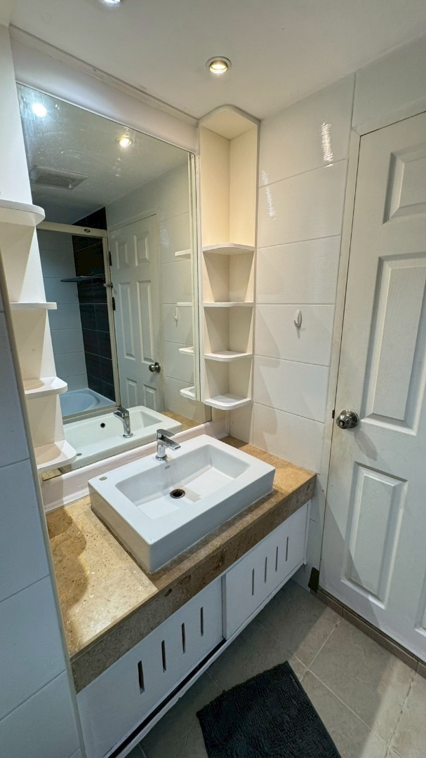 Grand Park View Asoke, 2 bed condo in Sukhumvit, Bangkok — photo 14