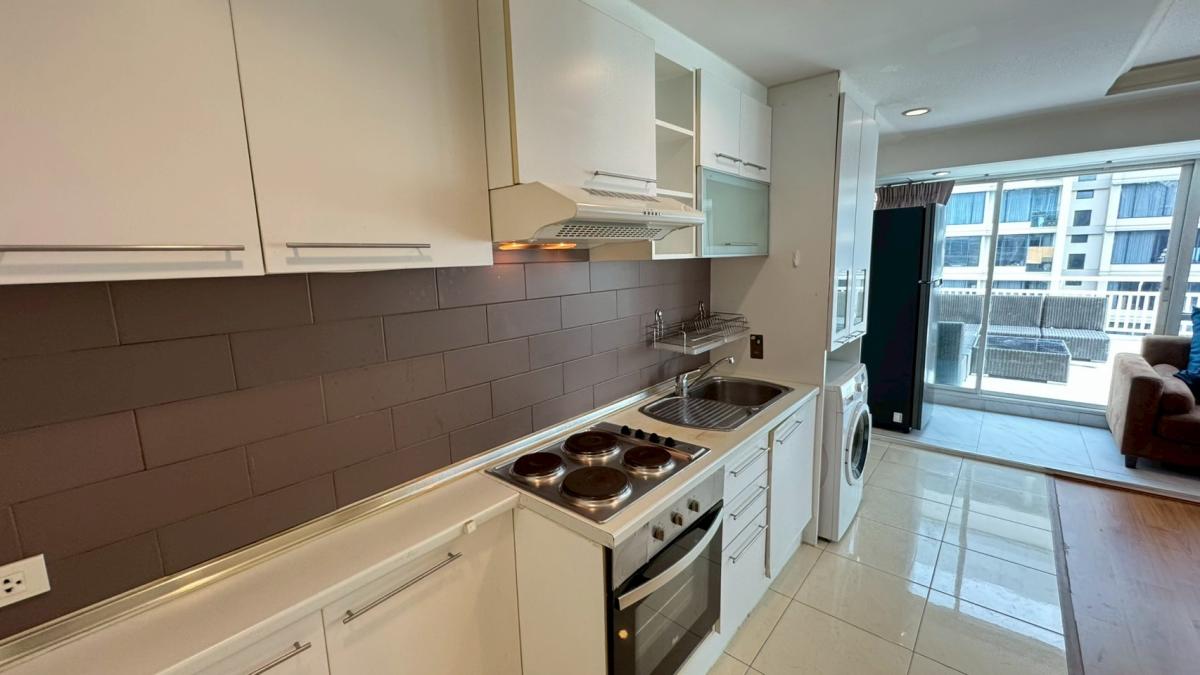 Grand Park View Asoke, 2 bed condo in Sukhumvit, Bangkok — photo 7