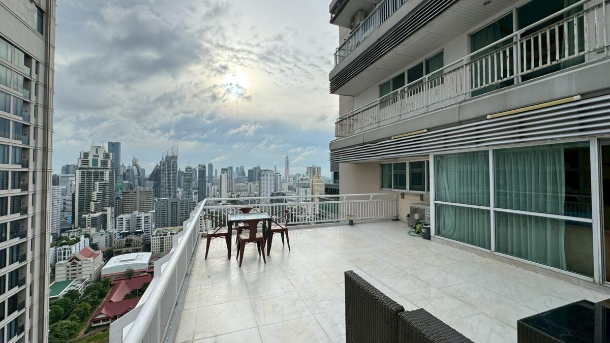 Grand Park View Asoke, 2 bed condo in Sukhumvit, Bangkok — photo 6