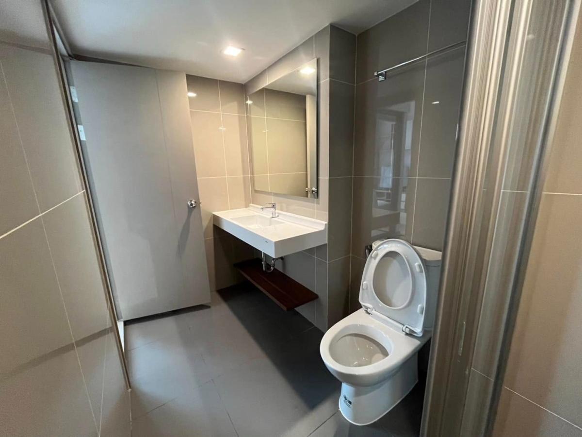Ideo Rama 9 - Asoke, 2 bed condo in Rama 9, Bangkok — photo 15