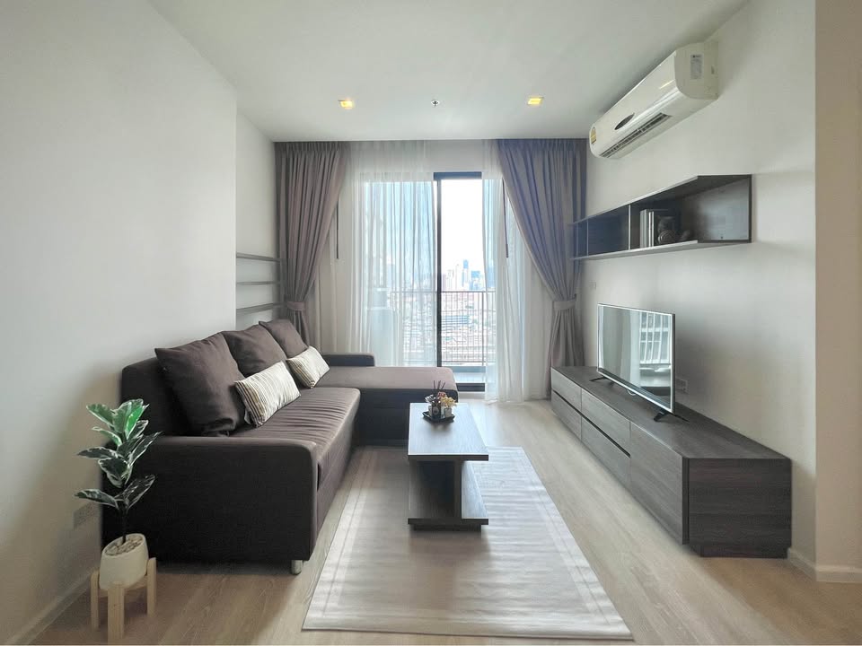Quinn Condominium, 2 bed condo in Ratchadaphisek, Bangkok — photo 3
