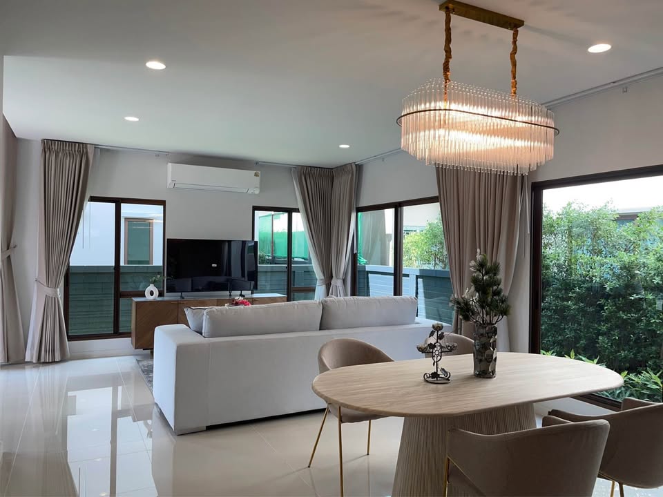Burasiri Krungthep Kreetha, 4 bed house in Phatthanakon, Bangkok — photo 5