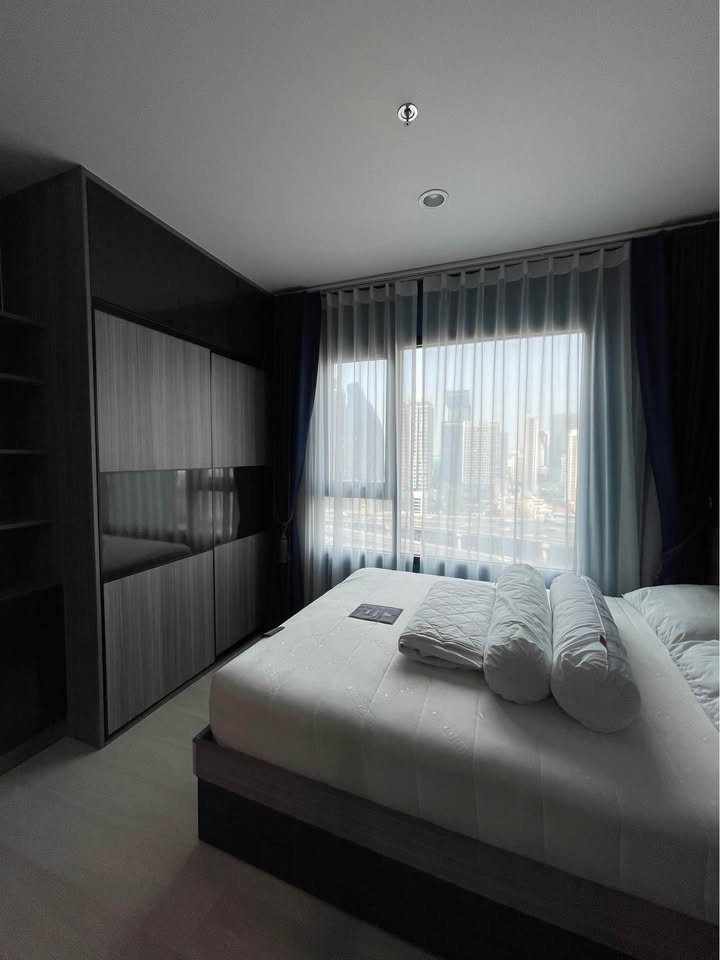 Life Asoke, 1 bed condo in Rama 9, Bangkok — photo 5