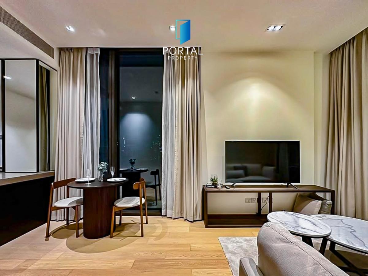 28 Chidlom, 1 bed condo in Wireless, Bangkok — photo 2