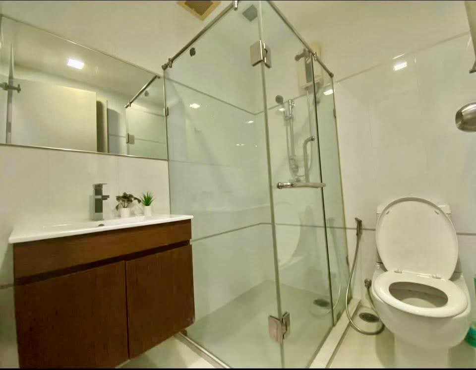 True Thonglor, 2 bed condo in Rama 9, Bangkok — photo 12