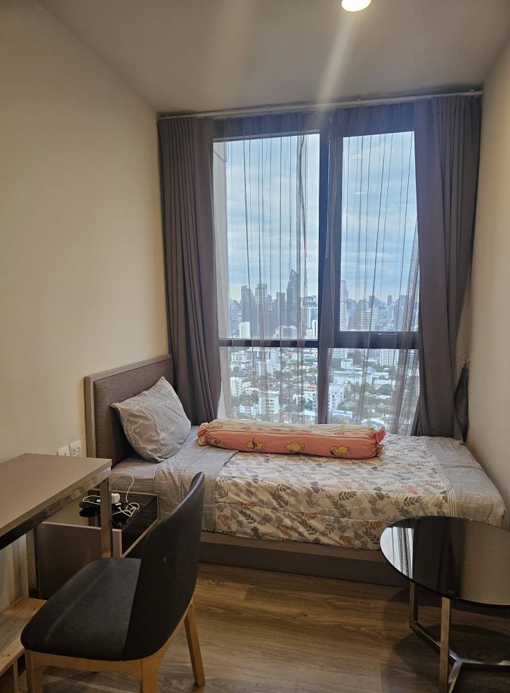 Oka Haus Sukhumvit 36, 2 bed condo in Sukhumvit, Bangkok — photo 6