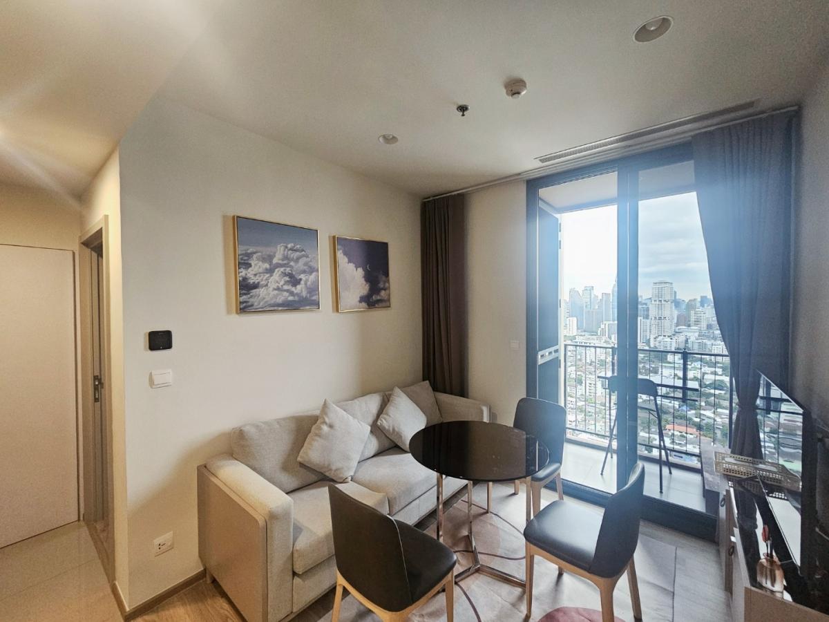 Oka Haus Sukhumvit 36, 2 bed condo in Sukhumvit, Bangkok — photo 2
