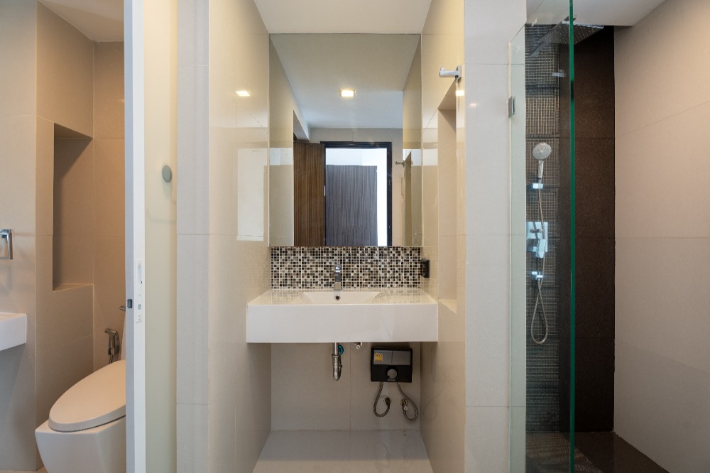 Rhythm Sukhumvit 44/1, 2 bed condo in On Nut, Bangkok — photo 10