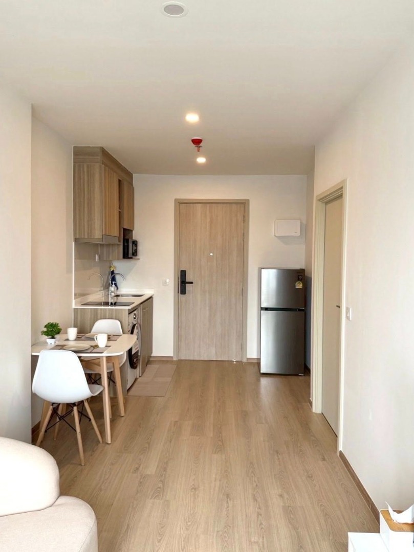 Life Rama 4 - Asoke, 1 bed condo in Khlong Toei, Bangkok — photo 2