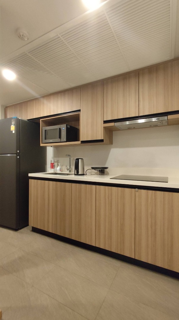 Na Vara Residence, 2 bed condo in Wireless, Bangkok — photo 2