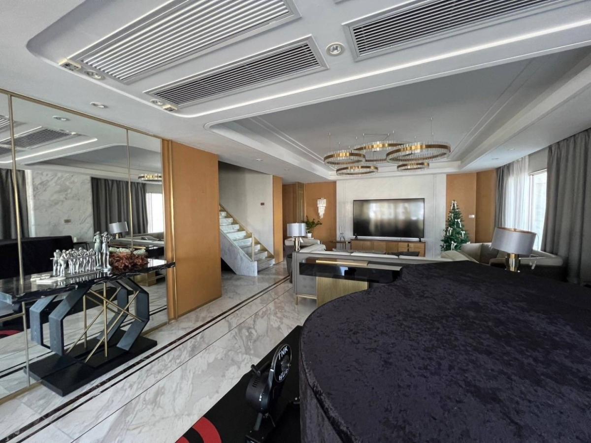 Le Raffine Sukhumvit 24, 3 bed condo in Sukhumvit, Bangkok — photo 4