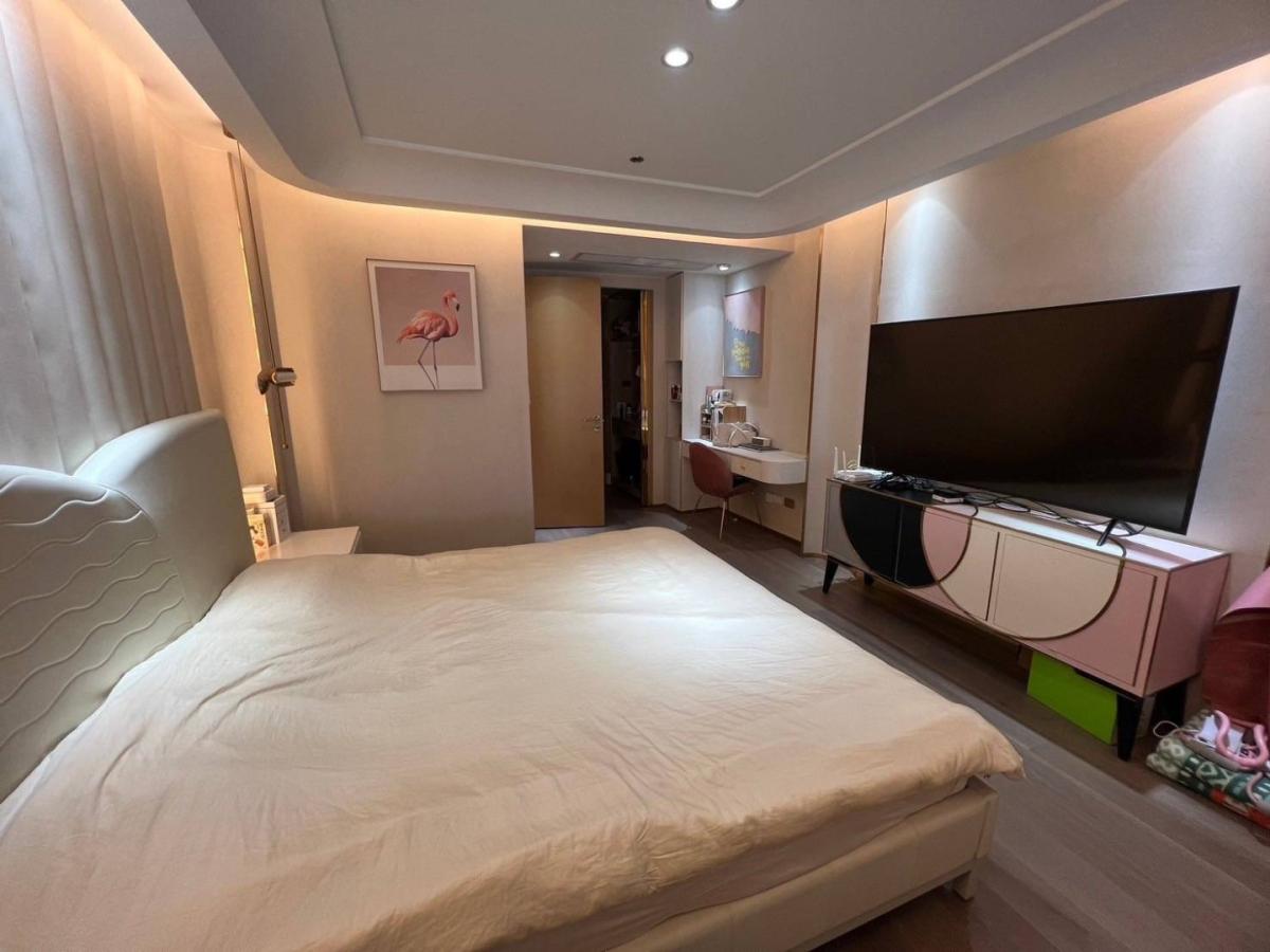 Le Raffine Sukhumvit 24, 3 bed condo in Sukhumvit, Bangkok — photo 14