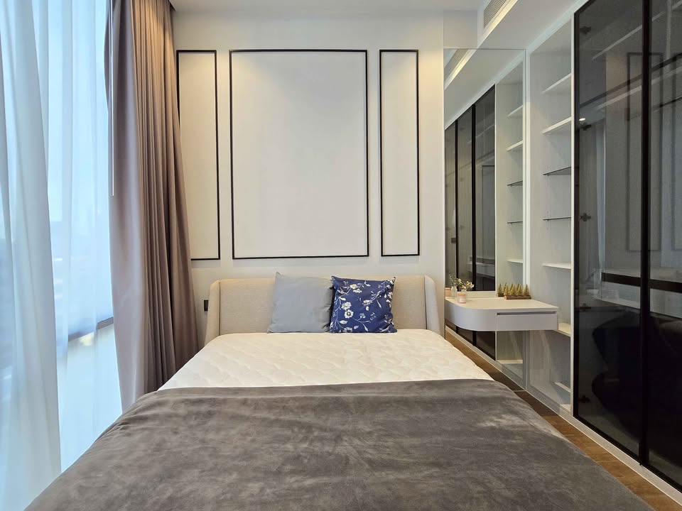 Muniq Langsuan, 2 bed condo in Wireless, Bangkok — photo 7
