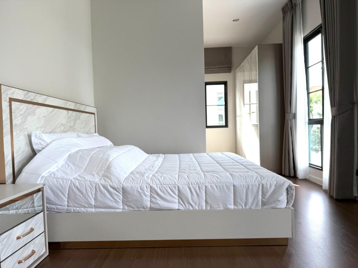 Setthasiri Bangna KM.10, 4 bed house in Thepharak, Bangkok — photo 12
